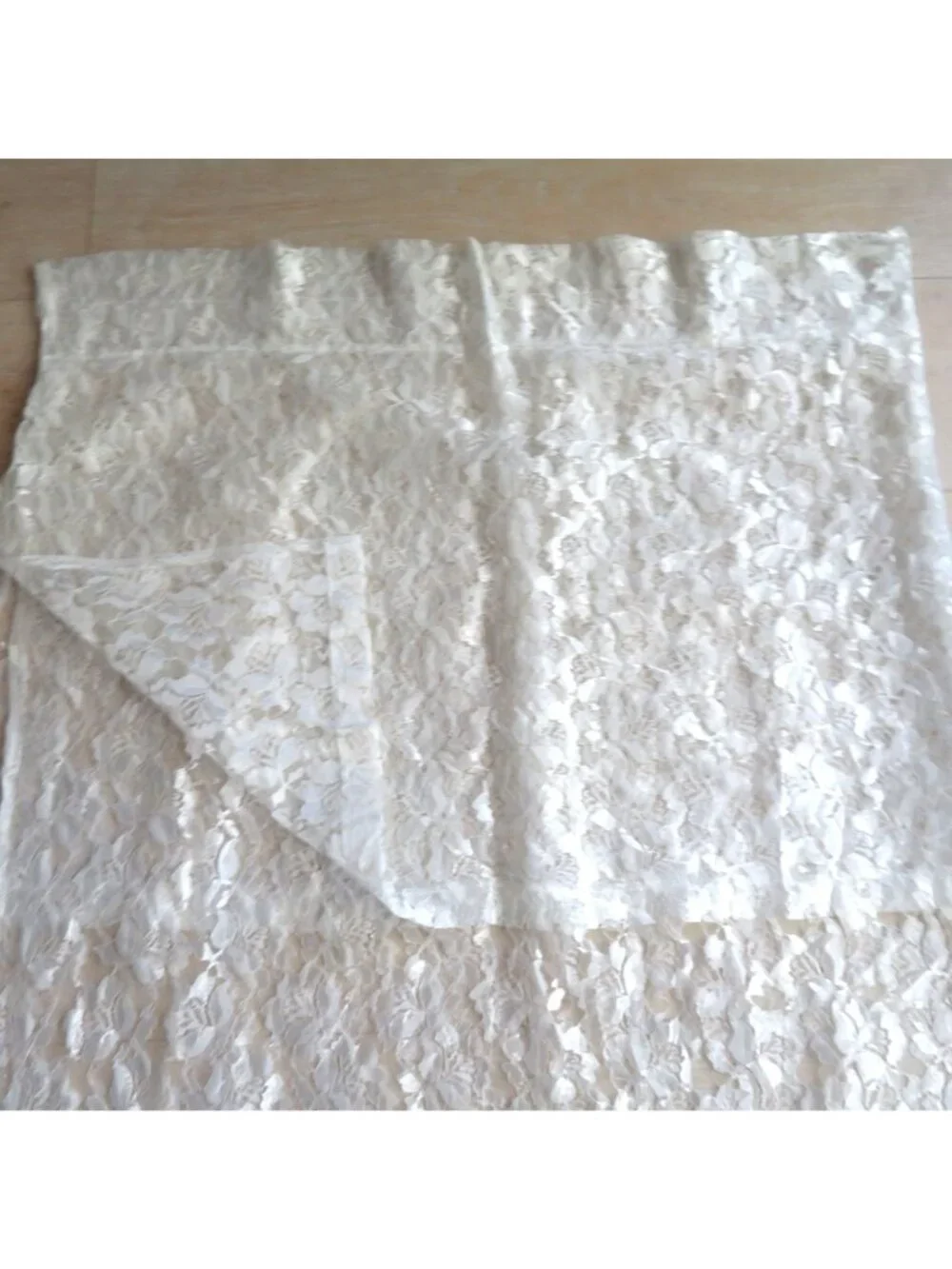 Vintage Set of 2 Lace Drape Panels Valance 56